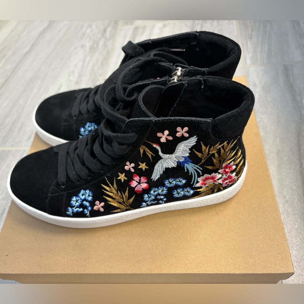 Johnny Was Emiko High-Top Sneakers - Picture 2 of 11